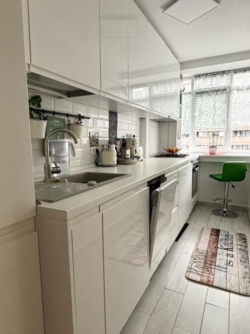 Ultracentral Lovely Place -Your Home Away From Home Bucureşti Exterior foto